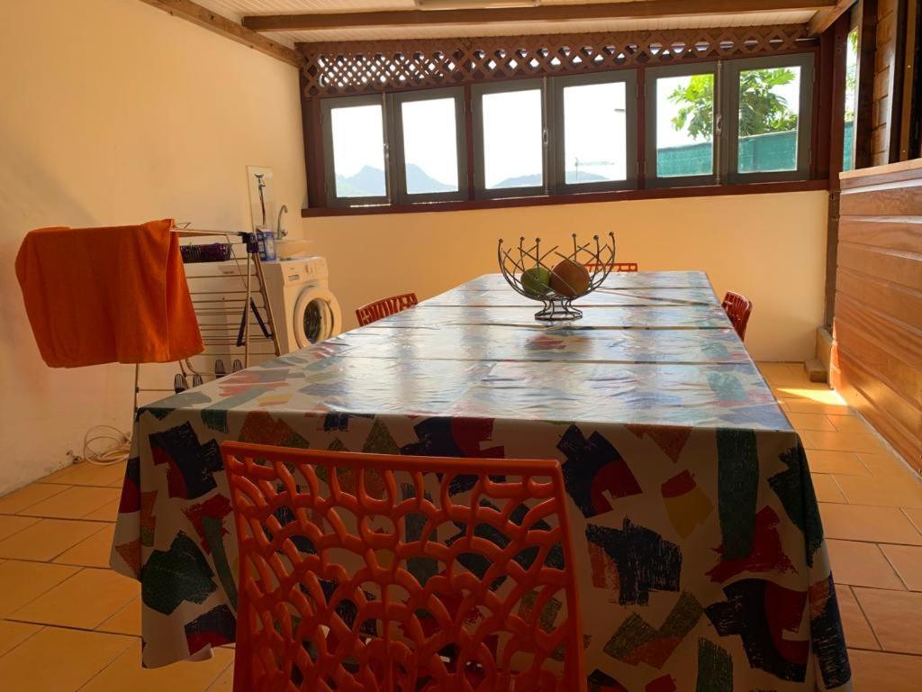 Villa La Terrasse Du Houelmont à Gourbeyre Extérieur photo